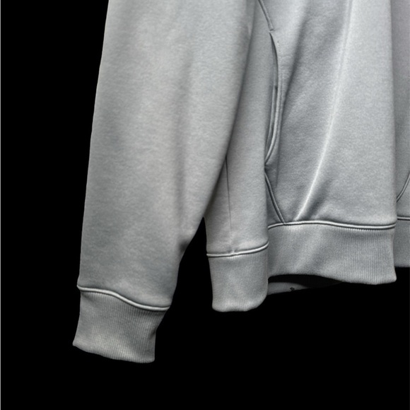 Under Armour Women’s Gray Pullover Hoodie Size: Medium Loose Fit - Picture 6 of 6